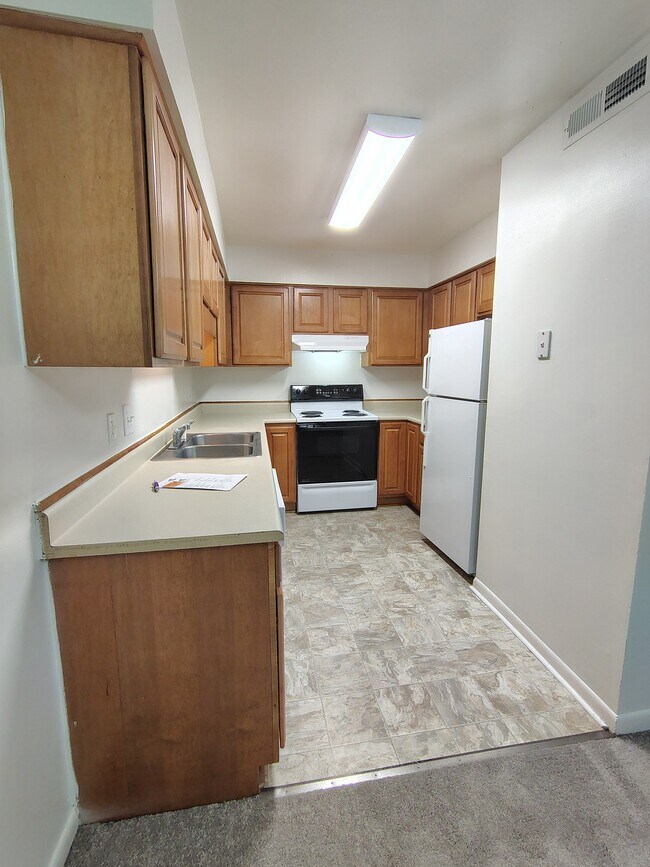 Photo - 600 Reusens Rd Unit E53