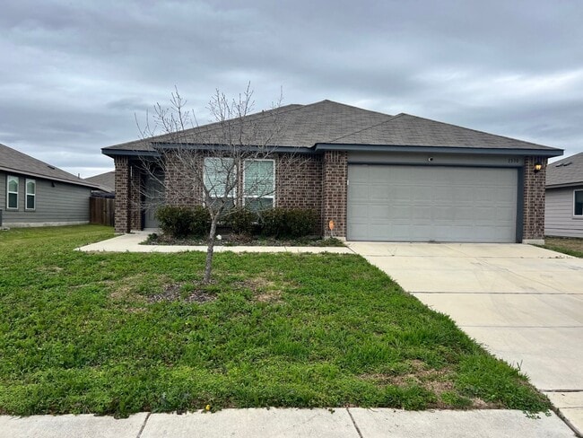 Building Photo - Great Home In The Meadows