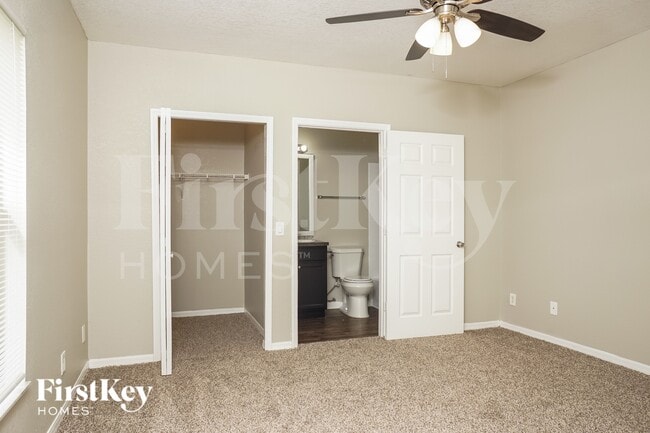 Photo - 5351 Sylvania Ave