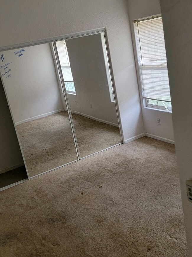 Photo - 5122 W 11th St