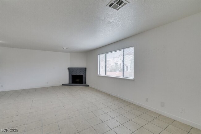 6987 Mendon Ln Unit 4