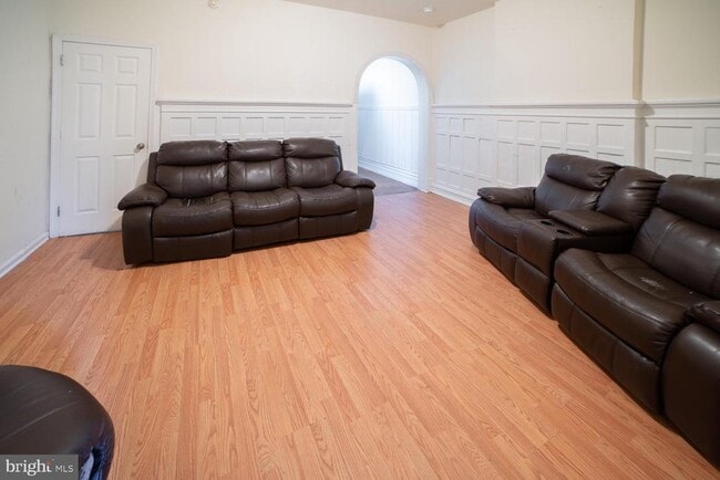 Photo - 1850 N 16th St