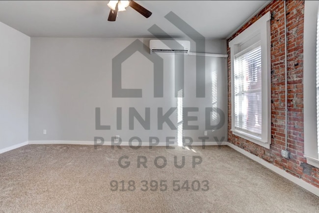Photo - Park Apartments Unit 7