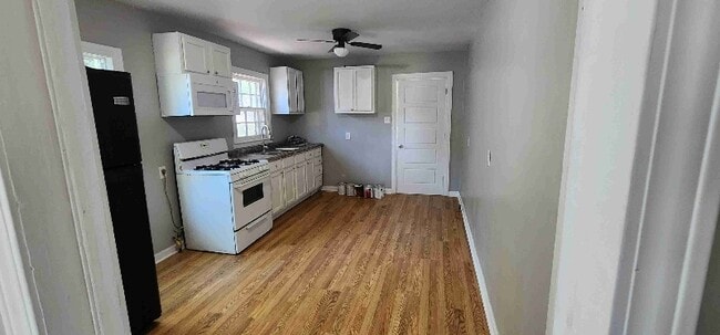 Photo - 301 W 26th Ave