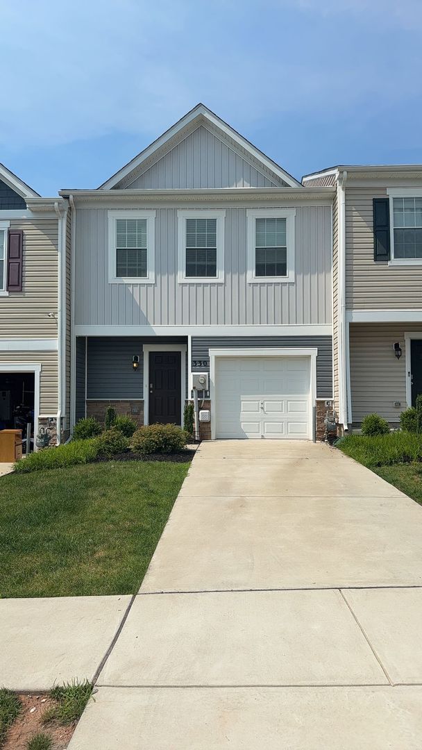 Building Photo - 330 Locust Run Dr