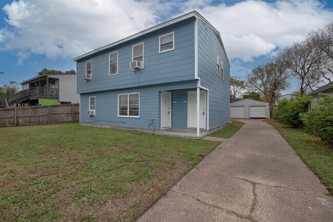 Photo - 1211 1st Ave N