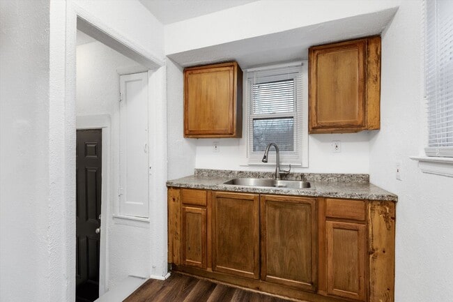 Photo - 12244 Woodmont Ave