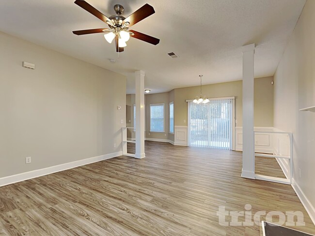 Photo - 134 Summer Pines Drive