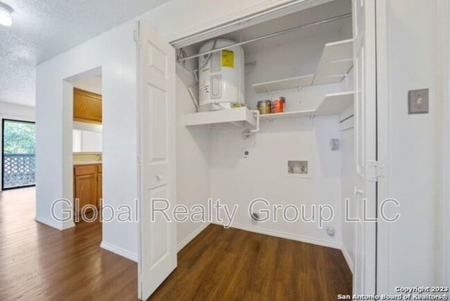 Photo - 818 Station St Unidad Apt 3