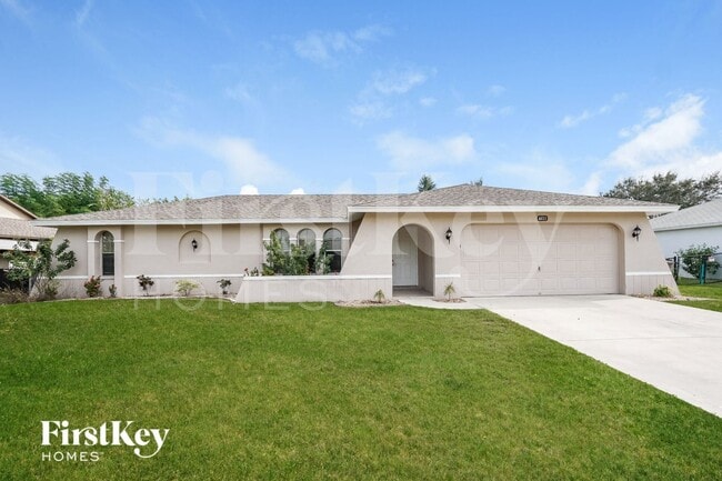 Building Photo - 4611 SW 6th Ave
