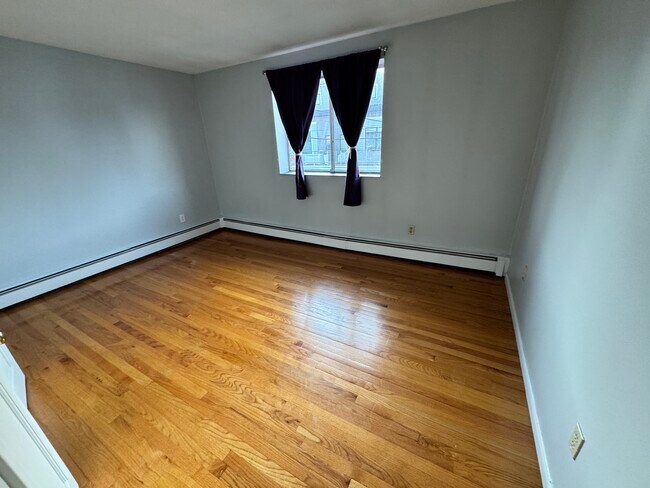 Photo - 14 Murdock St Unit 37