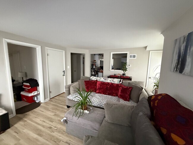 Photo - 2915 N 54th St Unidad 2915A-Upper