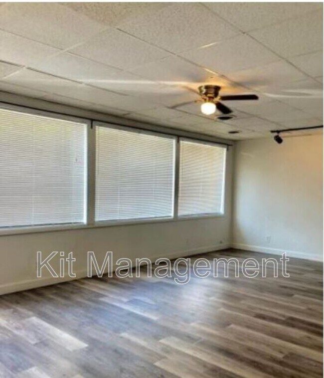 Photo - 6222 Hill Ave Unit A (LOWER)