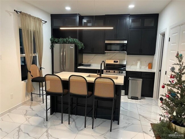 605 Buccaneer Dr Unit 3