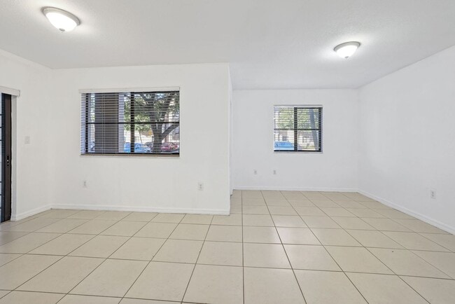 Photo - Cutler Bay Townhouse
