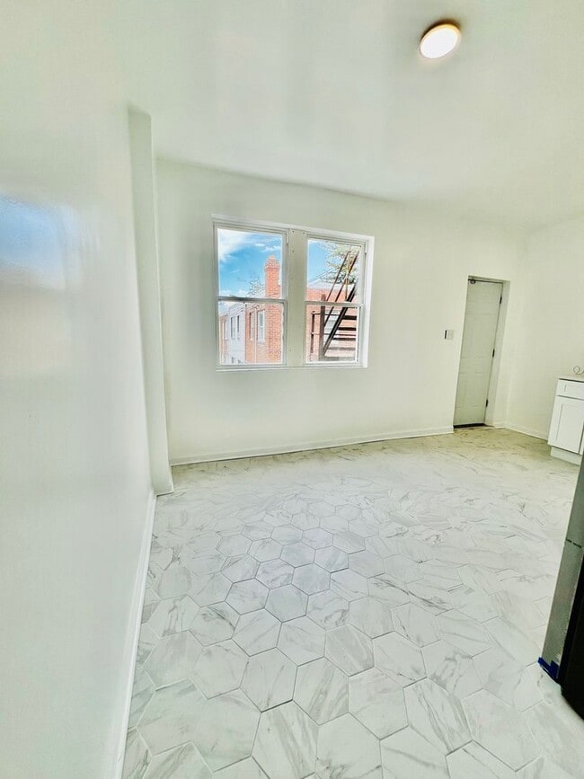 7607 Ogontz Ave