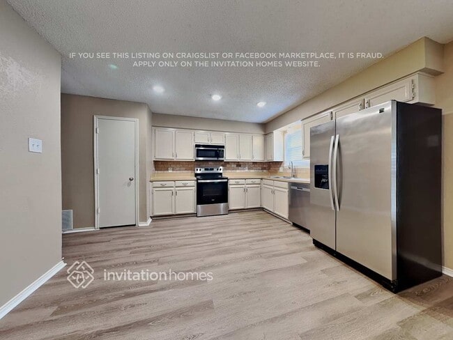 Photo - 6410 Walnut Springs Dr