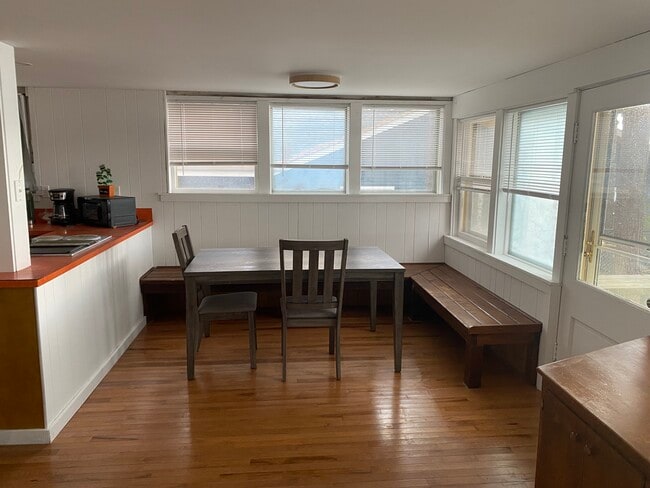 Photo - 1431 Lake Dr