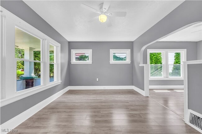 Photo - 364 E 161st St Unit 1/DN