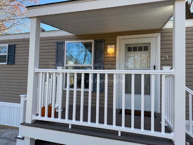 Photo - 29 Lachapelle St