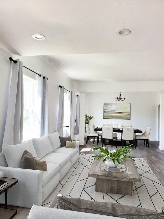 Photo - 2615 Campbell St