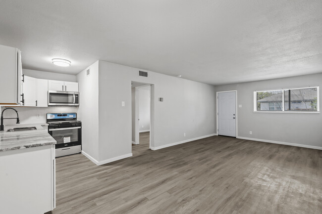 The Carroll Ann Apartments - The Carroll Ann Apartments