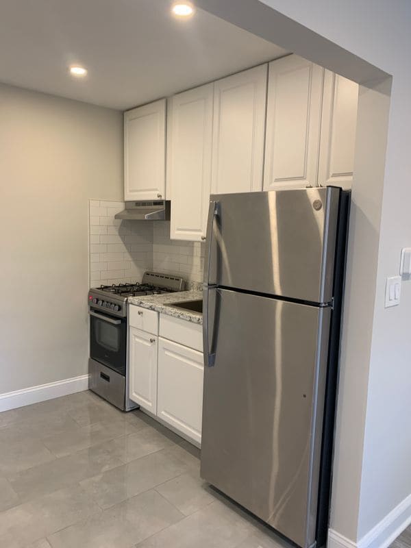 5 Charles St Unit 4c