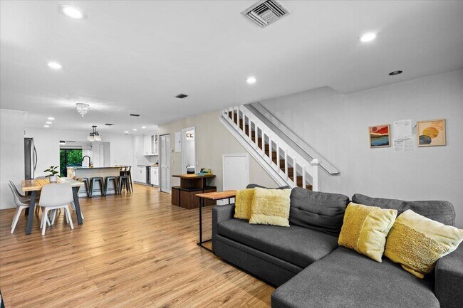 Photo - 1602 Montauk Dr