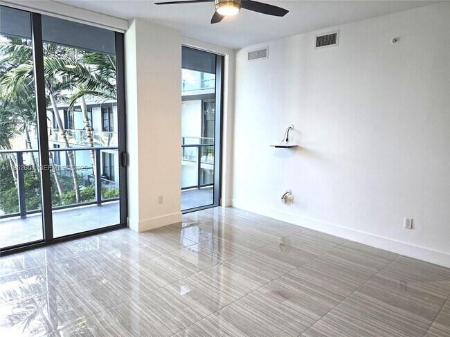 Photo - 2960 NE 207th St Unit 713