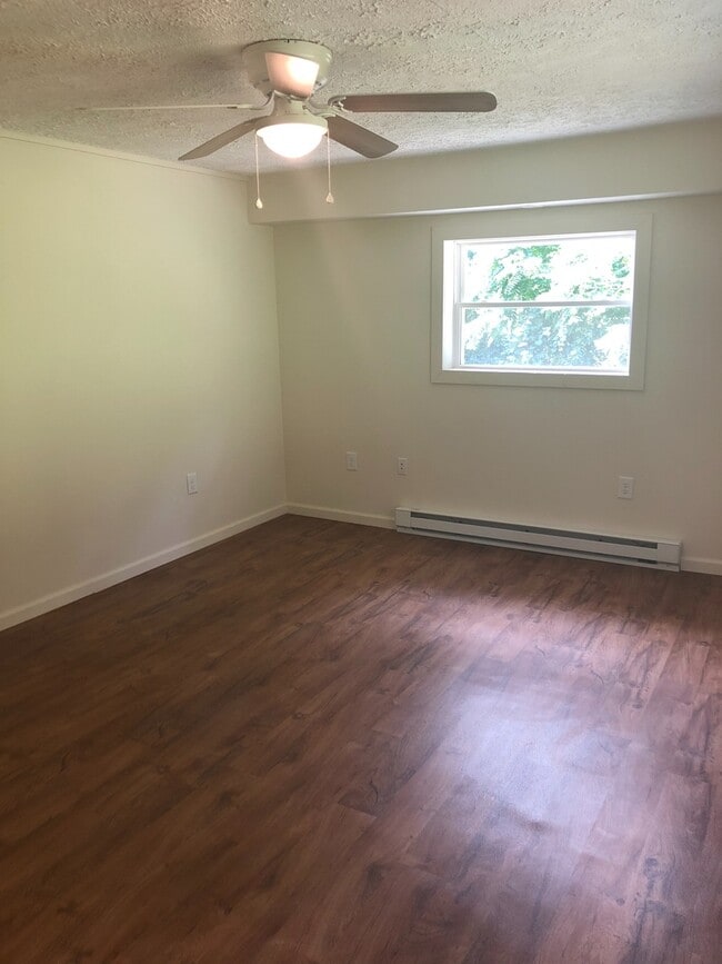 Photo - 8 Braddock St Unidad 8-201 Braddock St