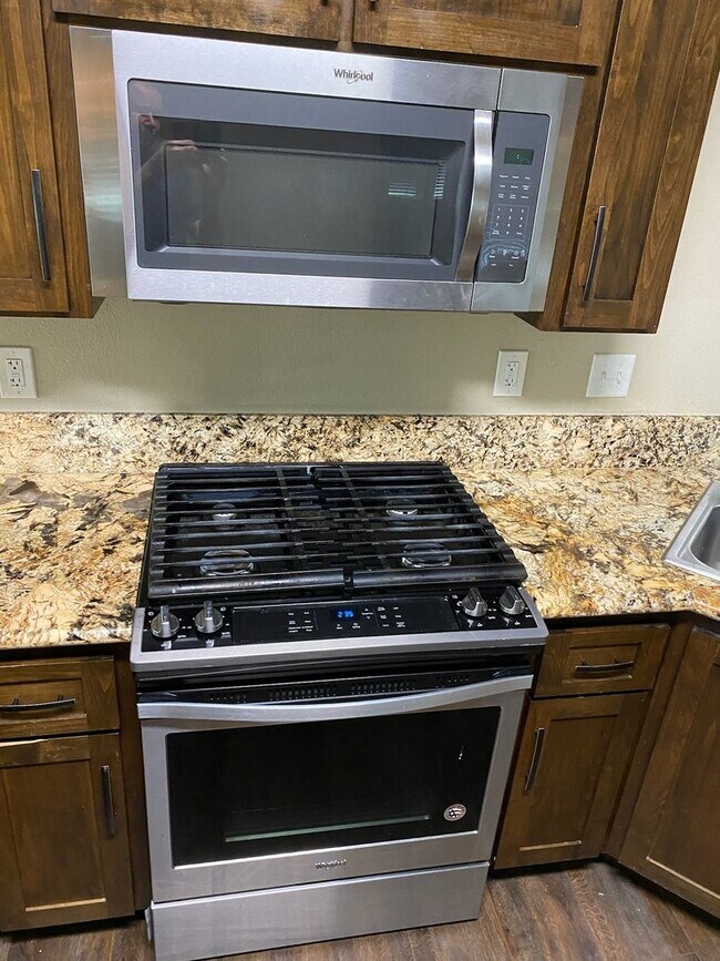 Photo - 2336 W Packwood Dr