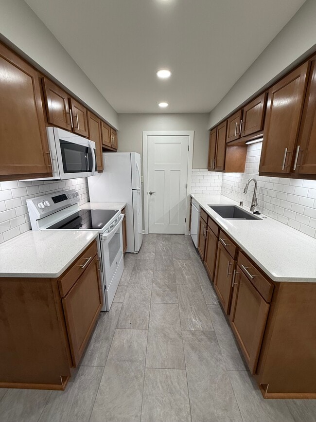 Hunter's Ridge Apartments