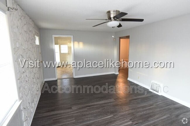 Building Photo - 1501 N 22nd St Rental