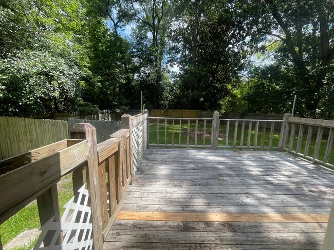 Photo - 103 Forest Way