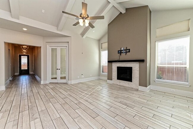 Photo - 208 Rocky View Ln