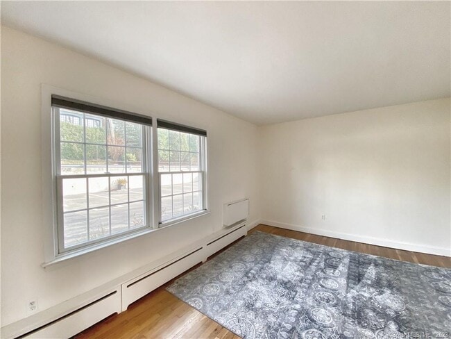 Photo - 196 Park St Unit 8