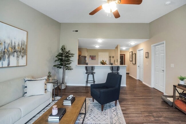 Beautiful, Open Floor Plans with Room to Entertain - Redwood Oregon