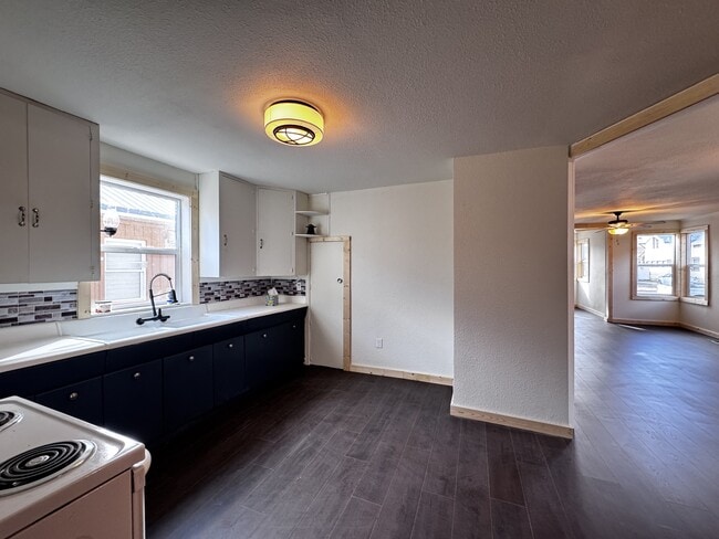 Photo - 324 1st Ave S