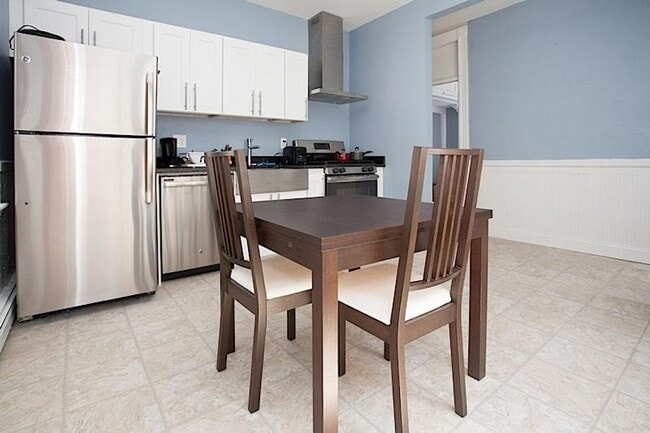 Photo - 9/1 Sunny, renovated 3BR near Central, Inman, Kendall