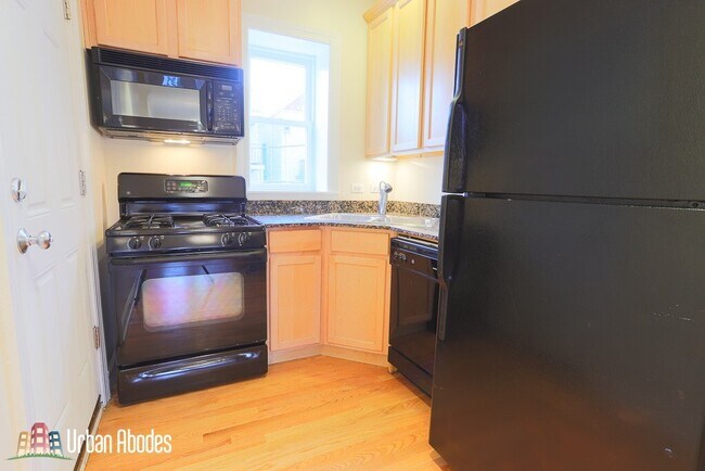 Photo - 3250 N Clifton Ave Unit M502