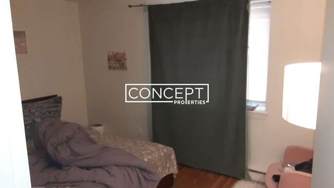 Photo - 365 Faneuil St Unidad 11