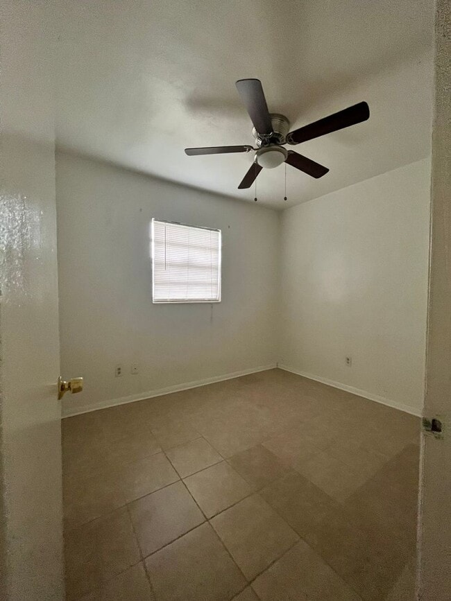 Photo - 4208 Robbins Ave