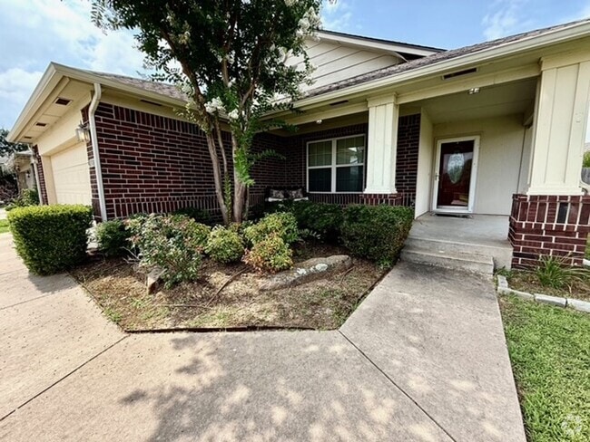 Building Photo - Fantastic east Norman neighborhood! Rental