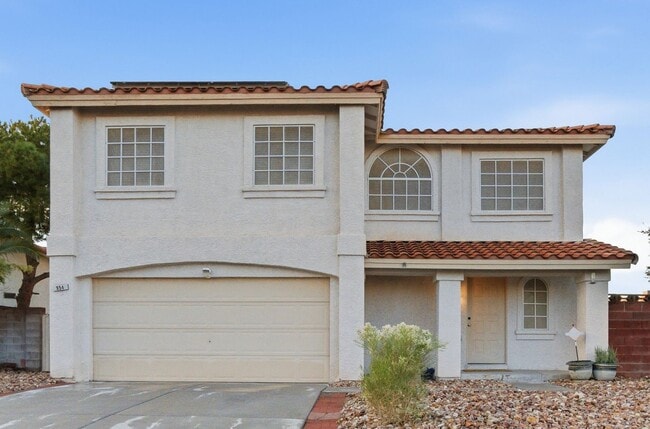 Building Photo - Beautiful 4 Bedroom Home with a Pool in Whitney Ranch!