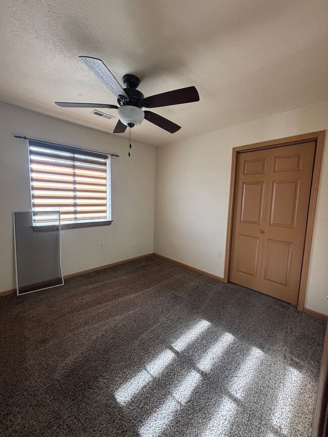 Photo - For Rent – 3 Bedroom | 1 Bathroom | Fully Fenced Yard