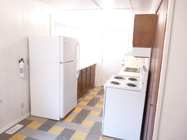 Photo - 1853 Park St Unit 1/2