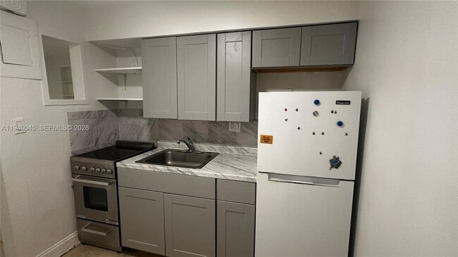 Photo - 732 Moffett St Unit 3