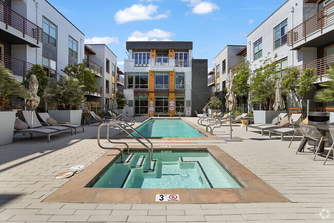Building Photo - ROEN Menlo Park Rental