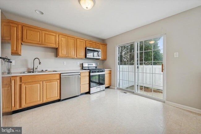 Photo - 63 Granite Ln