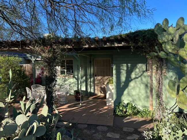 Photo - 2232 N Evergreen St